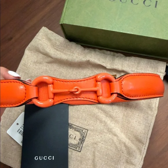 Gucci Bold Orange Leather belt display picture 2